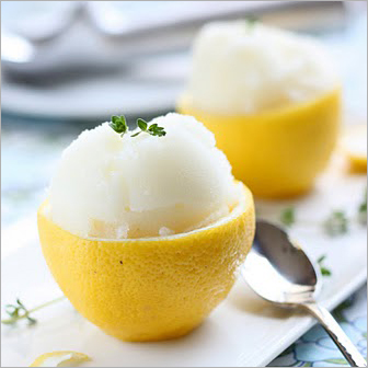 Raspas de limão em sorvetes e sorbets