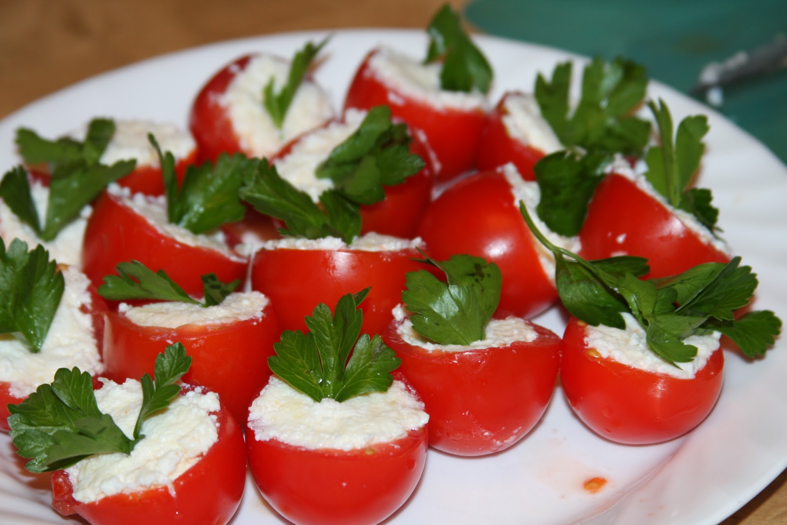 Tomato and cheese appetizer