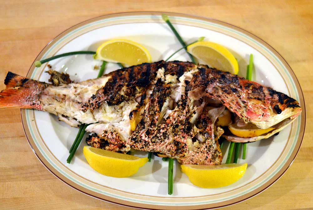 GRILLED WHOLE RED SNAPPER WITH LEMON, GARLIC, AND HERBS - Good Cooking